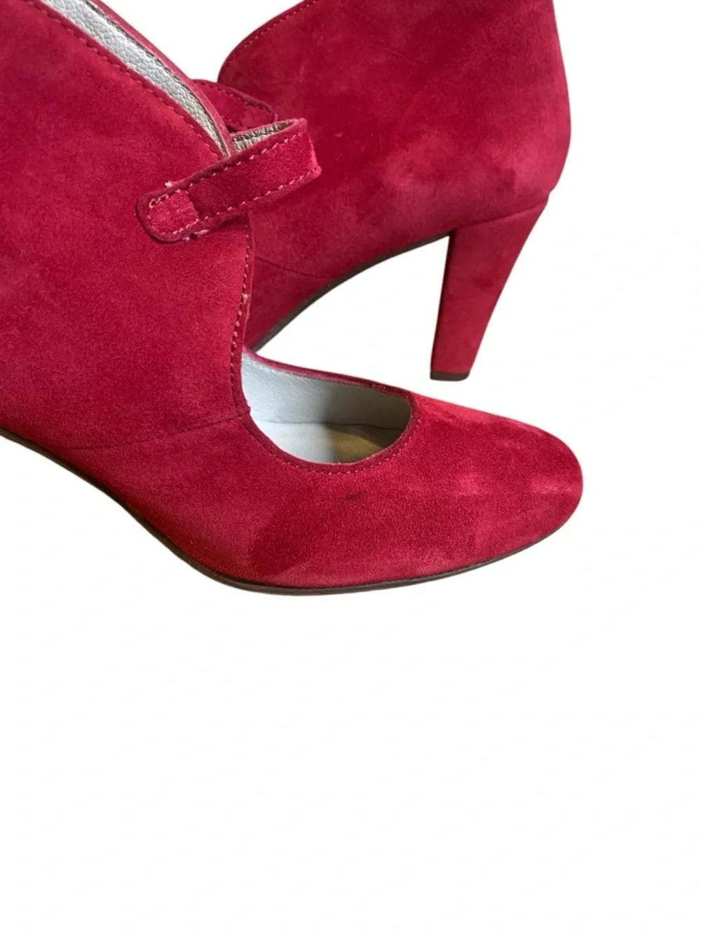 Eric Michael Red Suede pumps women’s 38 EU 8.5 U.S.